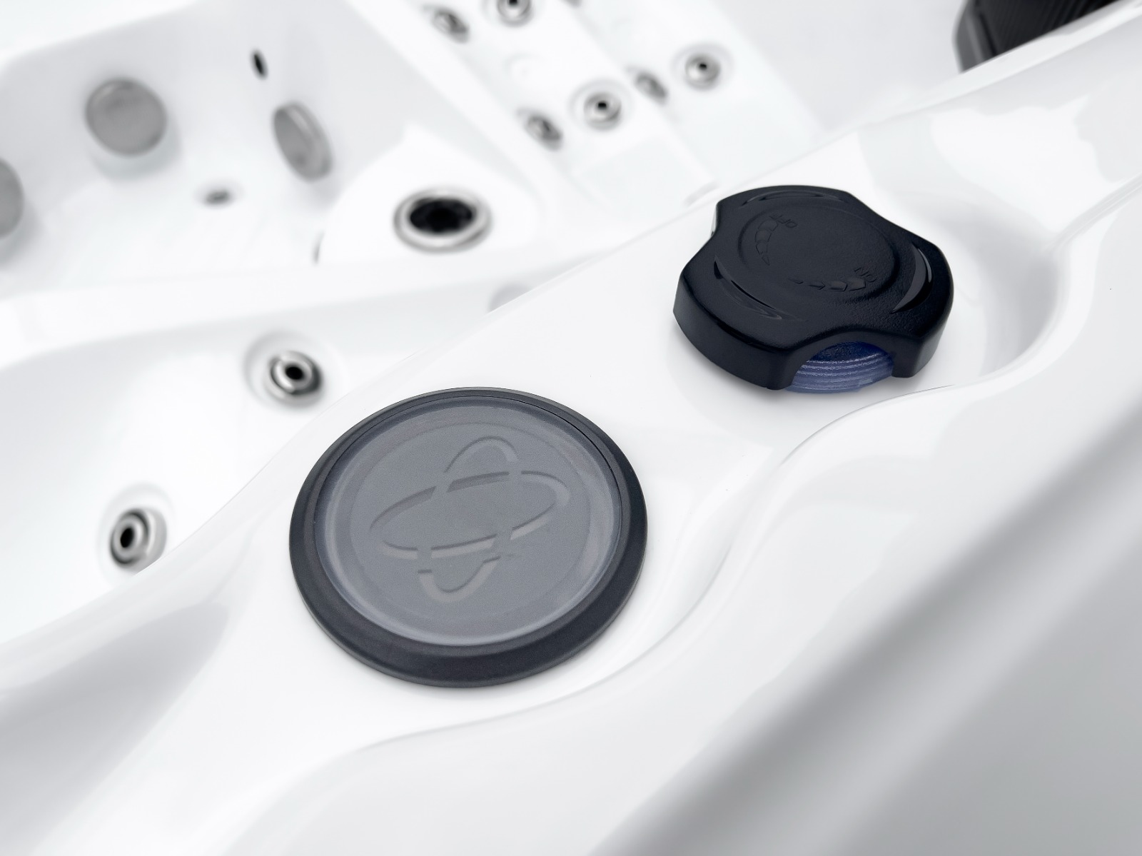 ג׳קוזי 2*2 - עומק 0.82 - חוויית ספא יוקרתית אצלכם בבית – תמונה 10